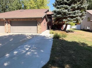 1625 30th Ave S, Fargo, ND 58103
