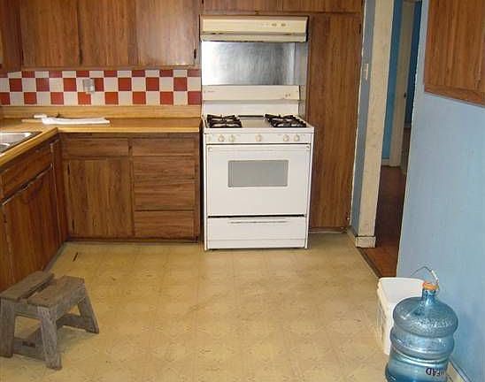 4th image of 1817 Pine Ave