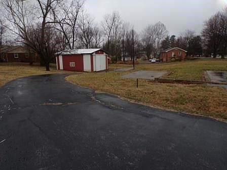 3rd image of 1945 Darrell Ct