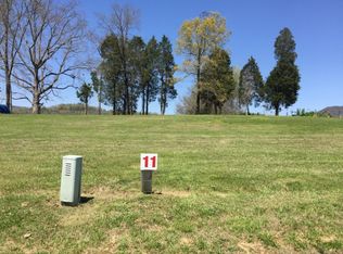 11 Northwood Ln, Greeneville, TN 37745