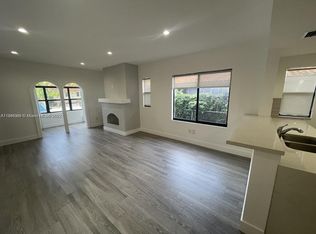 1637 SW 10th St APT 1, Miami, FL 33135