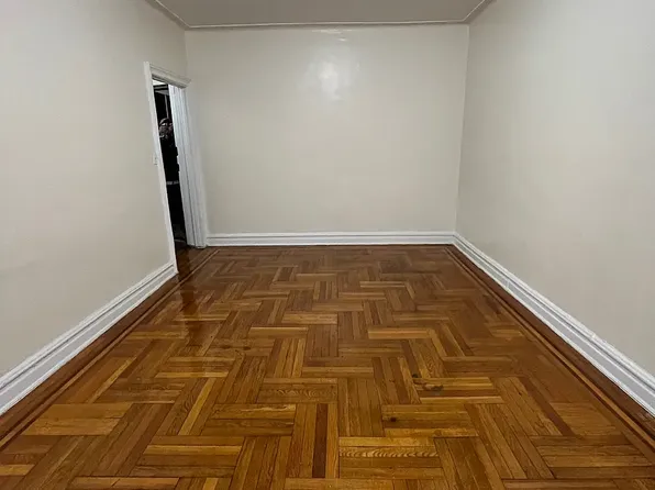 322 Linden Blvd #4B, Brooklyn, NY 11226