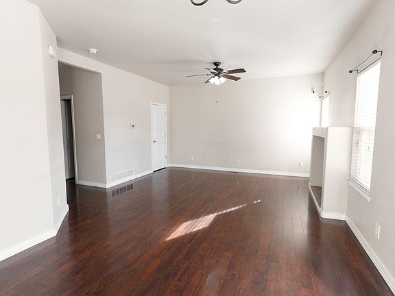 4th image of 9234 Red Fern Ln