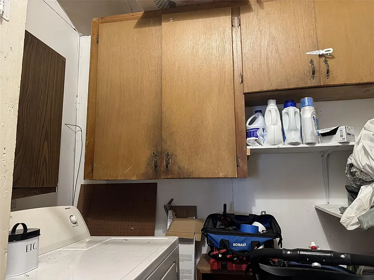 207 Chippendale Ave — Photo 8