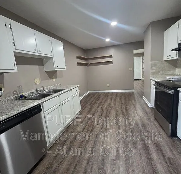 181 Kimberly Way SW #181 — Photo 4