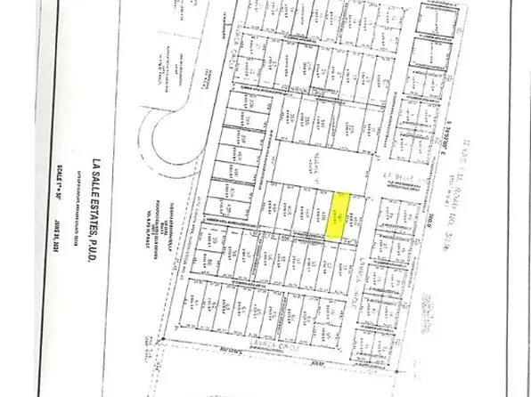 105 Lafayette Ln, Rockport, TX 78382