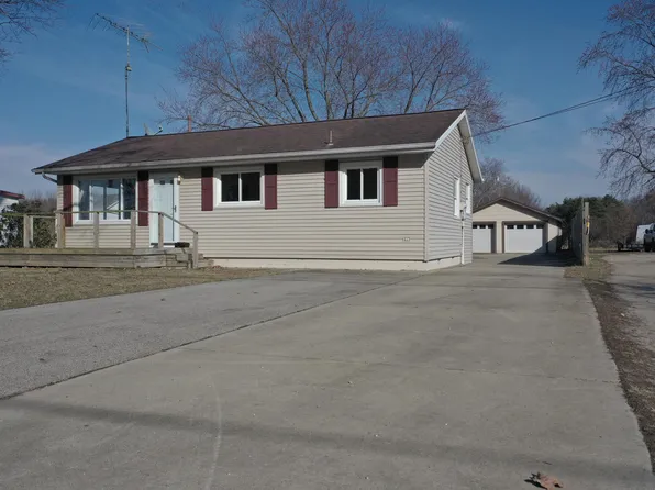 5150 N Coloma Rd, Coloma, MI 49038