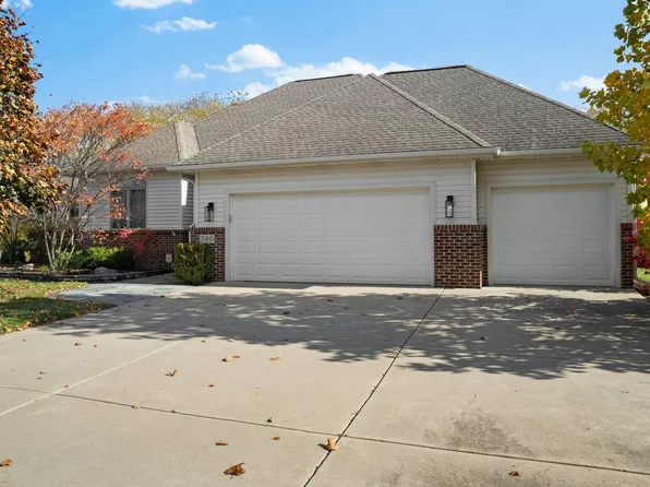 746 Marblewood Ln, Saline, MI 48176