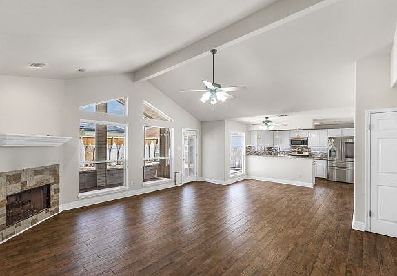 4th image of 14846 Aquarius St