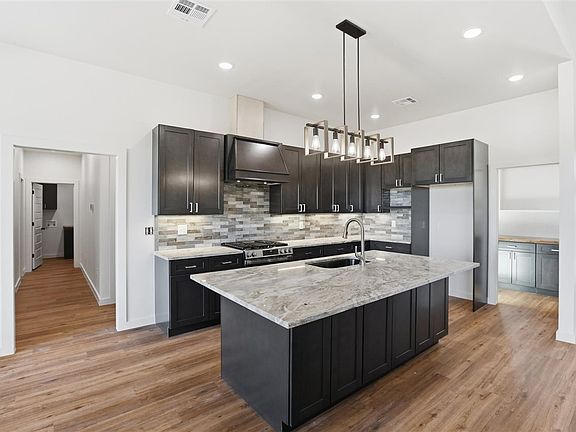 5th image of 6010 E Bison Ln