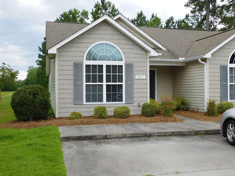 1st image of 221 Church Hill Ct