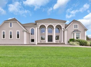 213 Strawtown Rd, New City, NY 10956