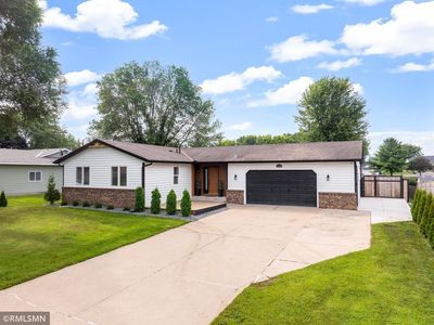 2556 Onyx Dr, Shakopee, MN, 55379