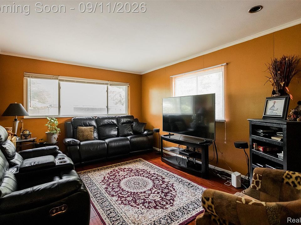 24031 Seneca Ave, photo 9