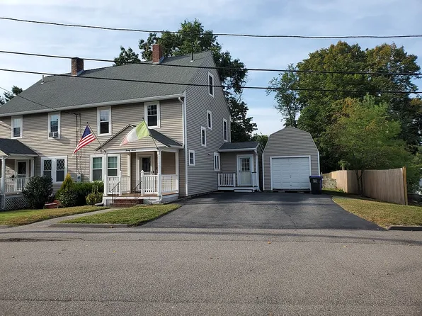 27 Progress St, Hopedale, MA 01747