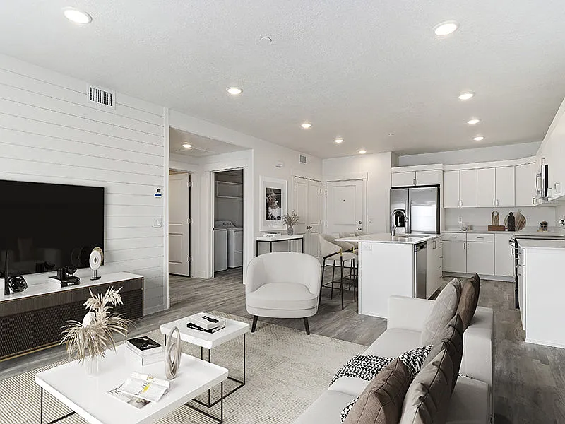 Hillside Apartments — Photo 4