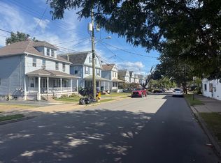 133 W Vaughn St, Kingston, PA 18704