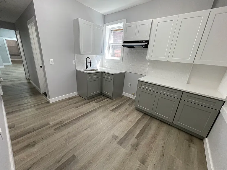 113 Elizabeth Ave #1F — Photo 2