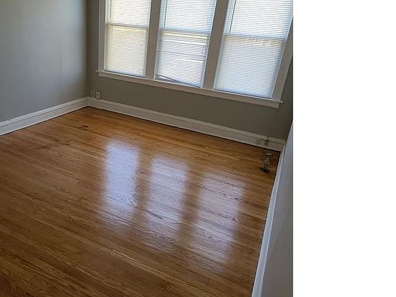 5th image of 452 E 74th St #2