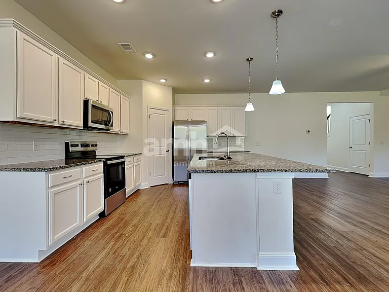 34 Birch Cir — Photo 3