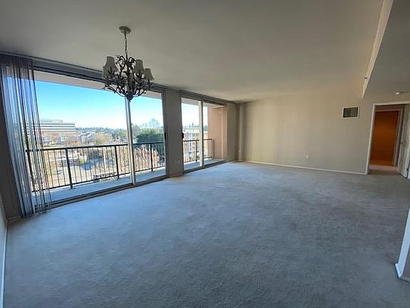 Bright unit with extra long deck