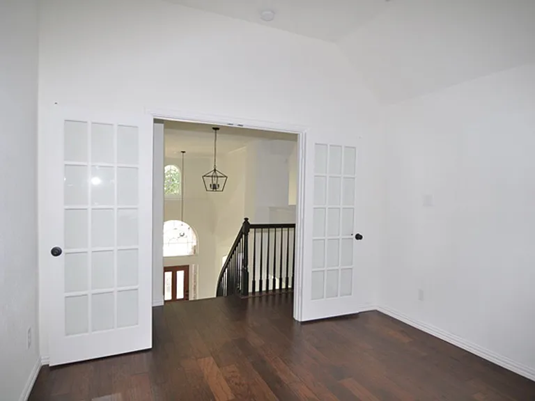 3724 Woodshadow Ln — Photo 16