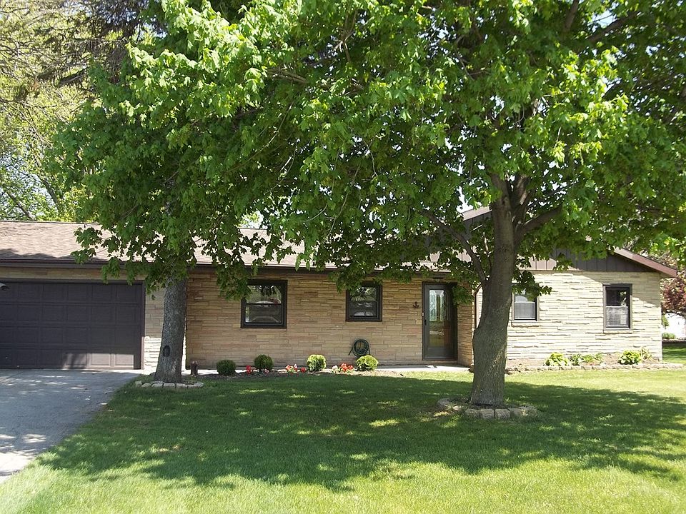 1st image of N8419 Lakeshore Dr