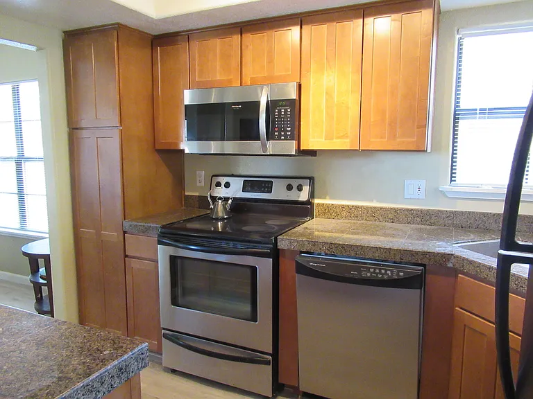 6651 N Campbell Ave #124 — Photo 9