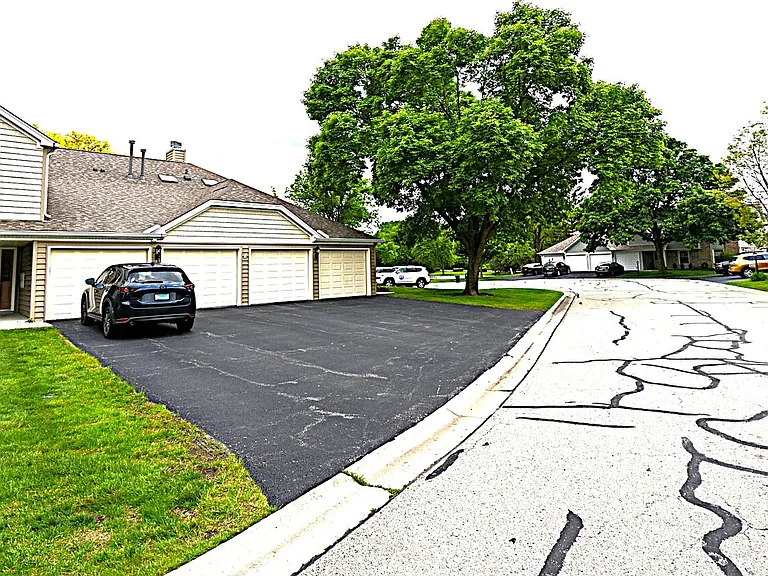 27W705 Windermere Rd #3008 — Photo 12