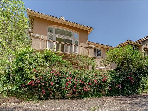 5th image of 2632 Dunstan Dr