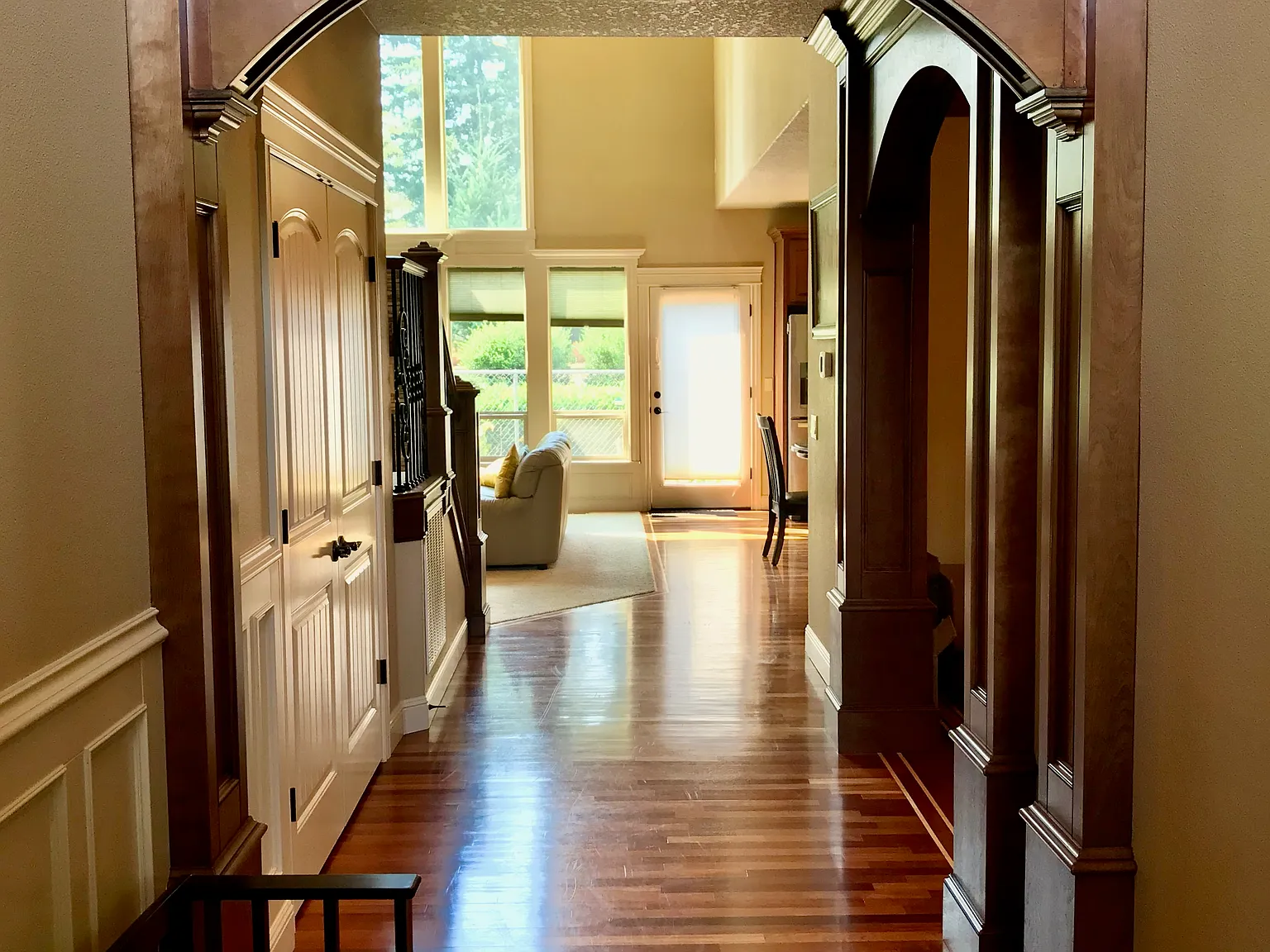 5 bed, 3787 sqft, $850 — Photo 4
