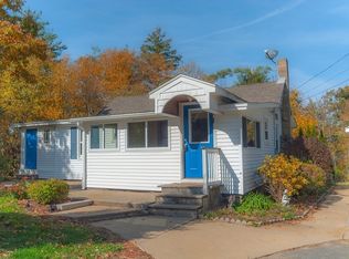 143 E Brimfield Rd, Holland, MA 01521