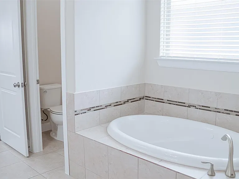 184 Fort Cobb Way — Photo 17