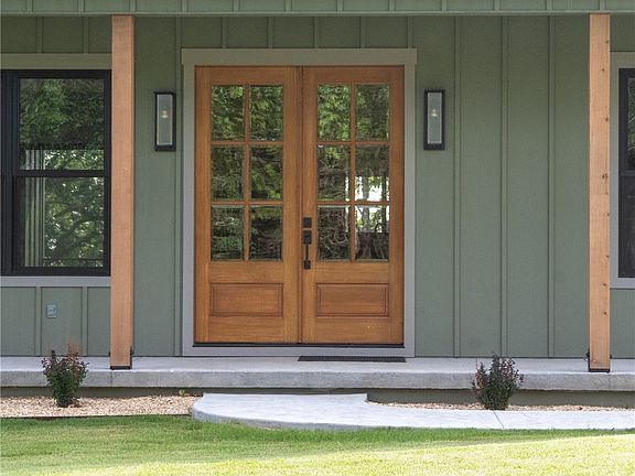 3rd image of 12673 Lodge Dr