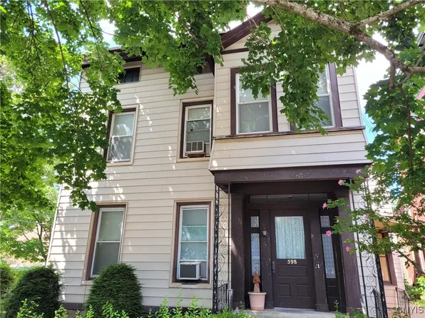 598 John St, Little Falls, NY 13365