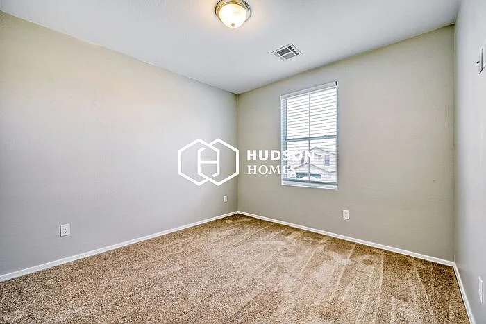 5638 S 10th Dr — Photo 18