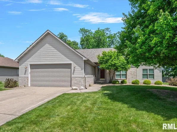 114 Winter Park Dr, Chatham, IL 62629