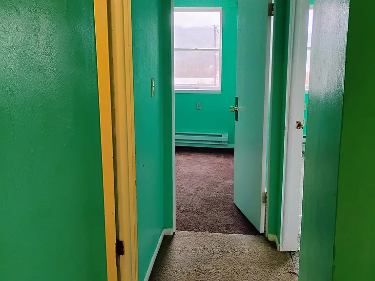 560 McKean Ave #6 — Photo 12