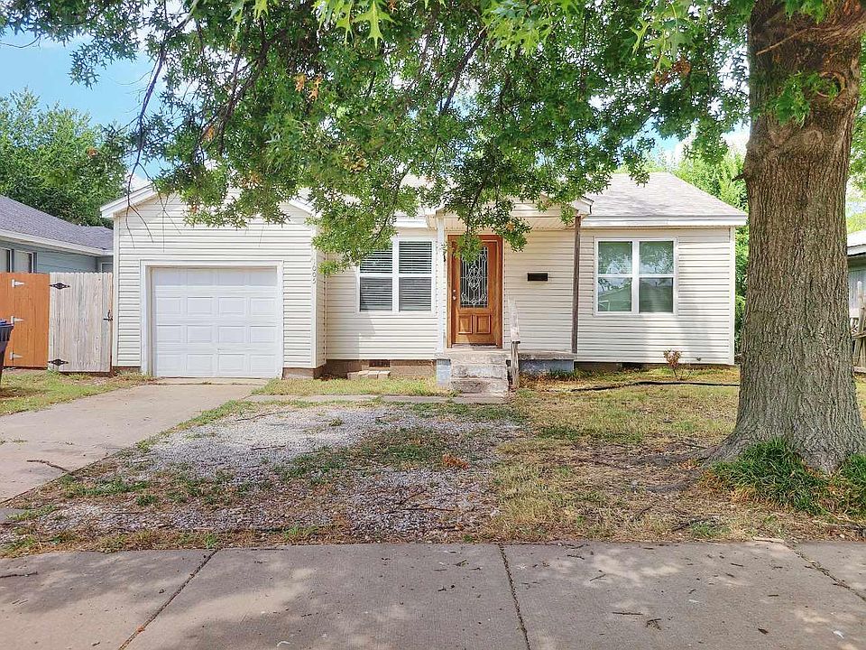 1st image of 1005 SW 50th St