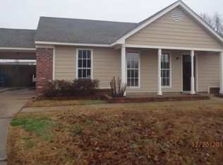 10364 Maplebrook Ln, Olive Branch, MS 38654