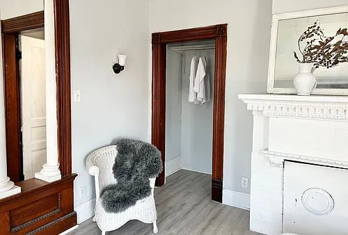 Studio, 500 sqft, $854 — Photo 2