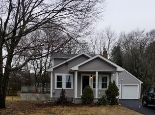 30 Elbow St, Bellingham, MA 02019