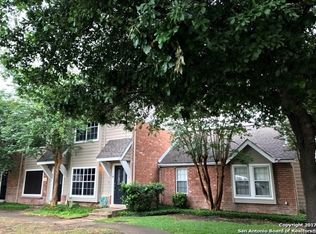 19 Cross Cyn, San Antonio, TX 78247