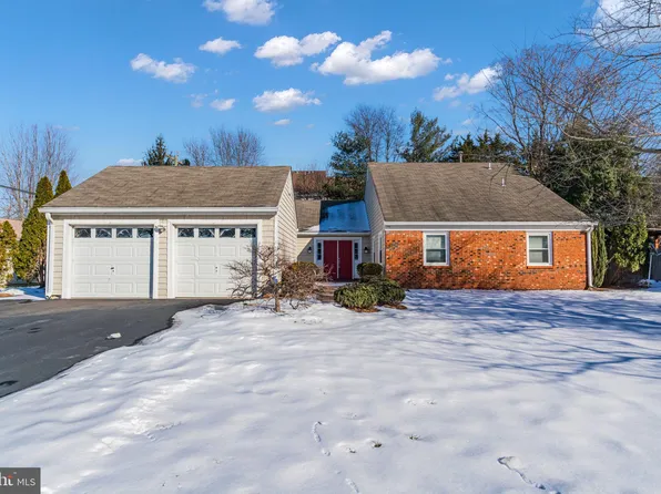 4007 Middle Ridge Dr, Fairfax, VA 22033