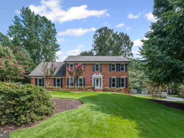4163 Glen Meadow Dr, Peachtree Corners, GA 30092