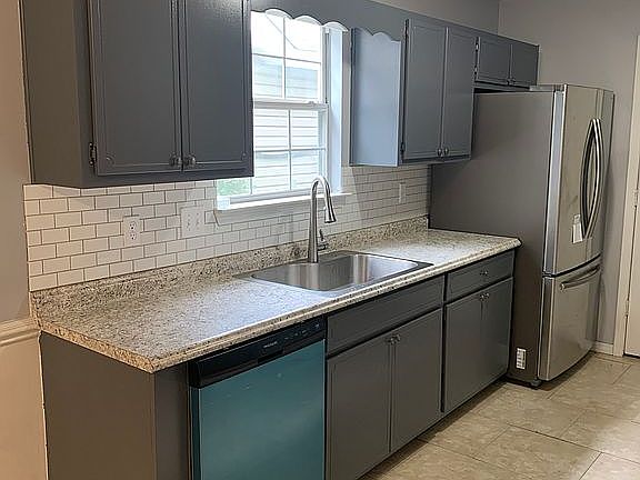 2nd image of 380 Brookwood Blvd