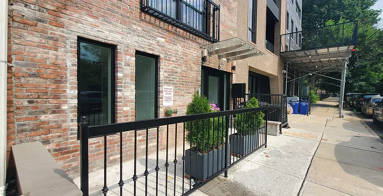 Rented by BLS Realty | media 9