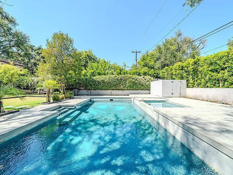 4330 Bel Aire Dr — Photo 49
