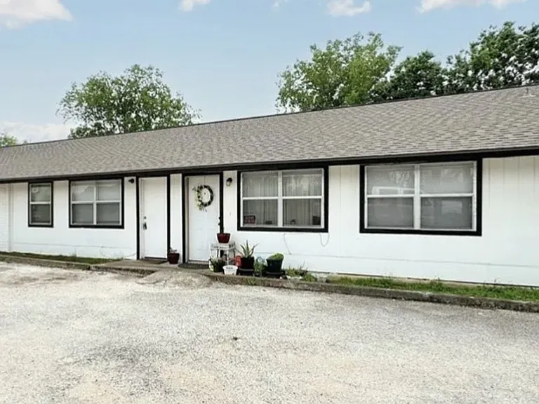 19221 San Marcos Hwy #B2 — Photo 1