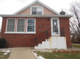 960 W Wilson Dr, Kankakee, IL 60901